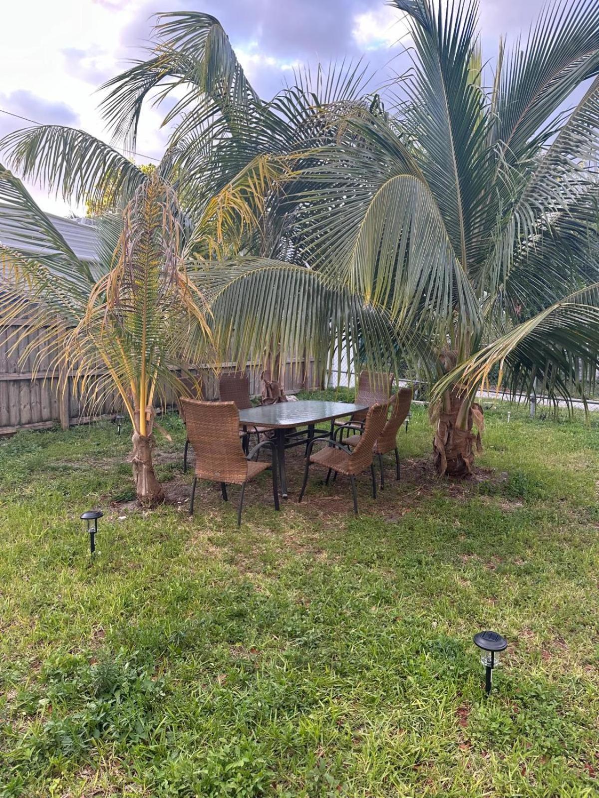 103 Miami Shared Rooms For Men Central Comfortable, Affordable 외부 사진